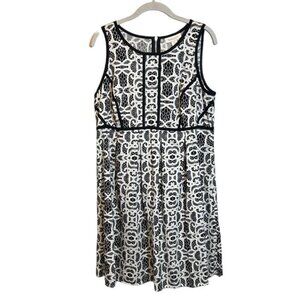 Motherhood Maternity Sleeveless Shift  Lace Print Dress in Black White - Size L